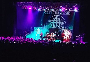 Neighbour Note Guitar Teacher Oscar Rangel Opens for Dimmu Borgir with Obey the Moon